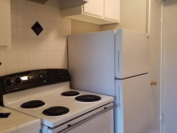 2nd image of 5605 Chiltern Hills Dr APT 806