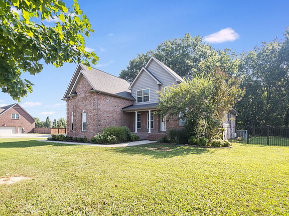 2nd image of 1103 Lila Dr