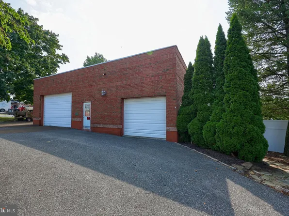 10 Harbor View Dr, Holtwood, PA 17532