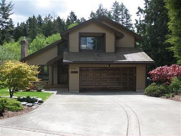 1st image of 4721 8th Ave NE