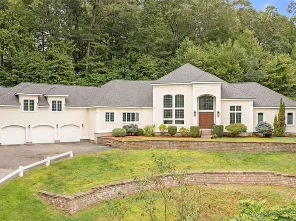 1485 Diamond Lake Road, Glastonbury, CT 06033