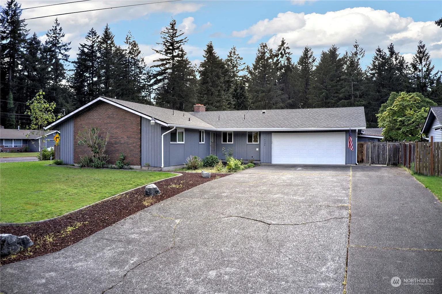 14324 7th Avenue S photo 1