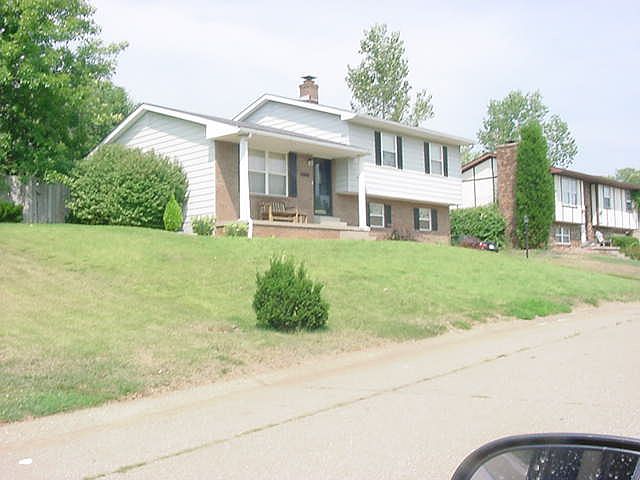 1st image of 6900 Oakmont Ct