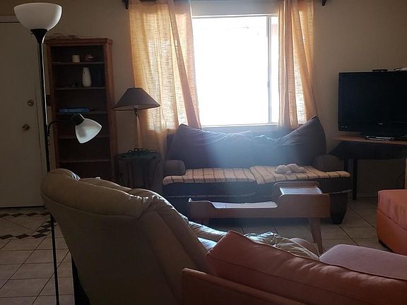 Main Living Room/Front Entry
