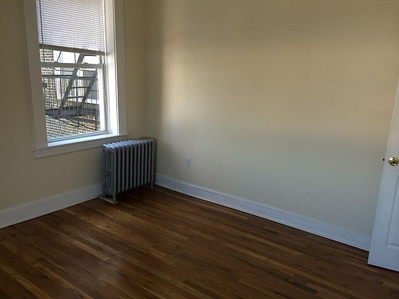 5th image of 380 Union Ave APT 211