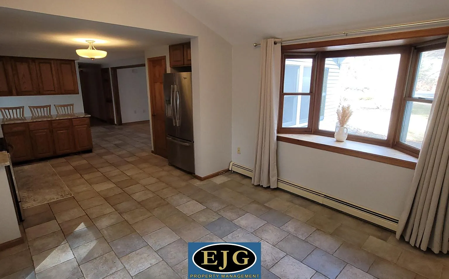 3 bed, $3,700 — Photo 2