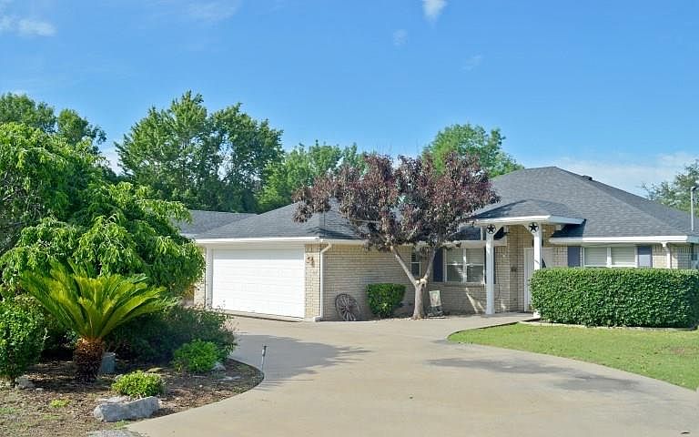 1st image of 113 Bobolink St