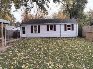 946 Drexel Blvd, Machesney Park, IL 61115