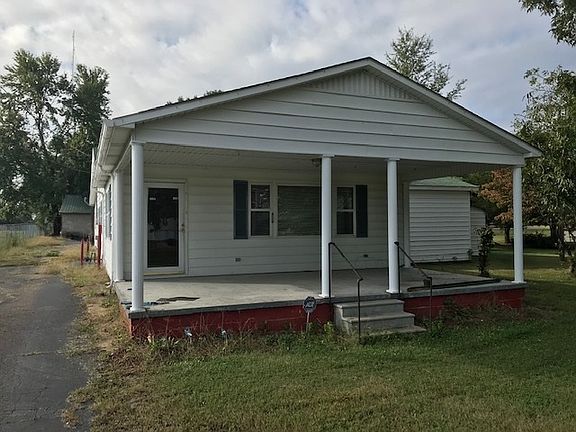 2nd image of 1077 W Church St