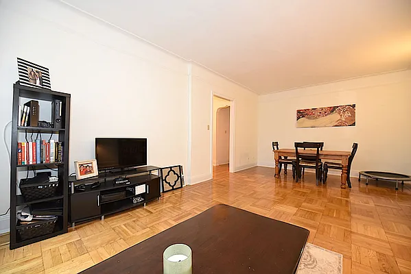 Rented by Keller Williams NYC | media 31