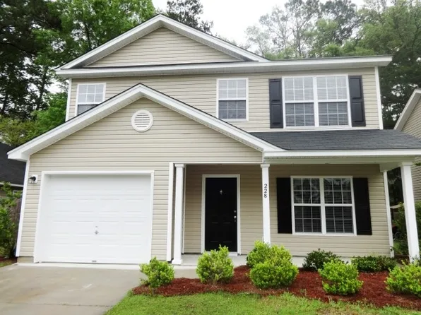 228 Trickle Dr, Summerville, SC 29483