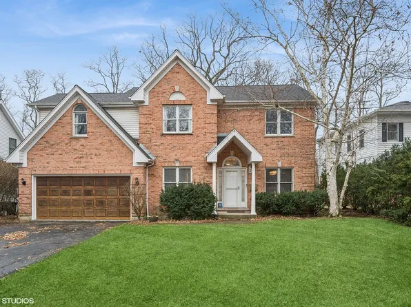 706 Foxdale Ave, Winnetka, IL 60093