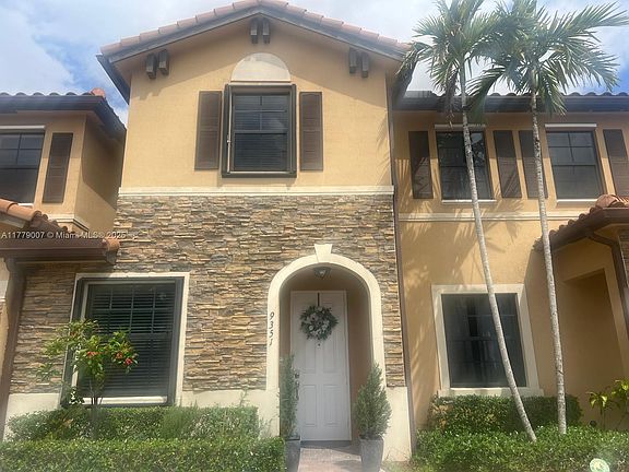 5th image of 9351 W 33rd Ln Unit 9351