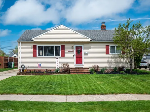 30027 Forest Grove Rd, Willowick, OH 44095