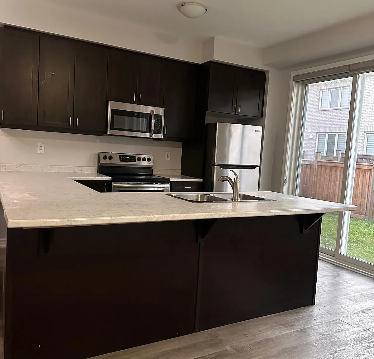 3 bed, $3,250 — Photo 1