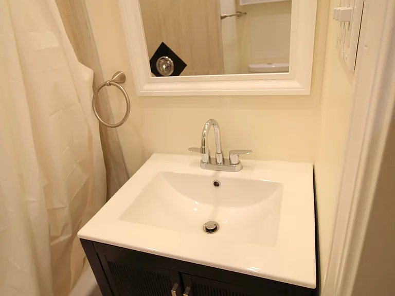 5431 Claybourne St #LL — Photo 15
