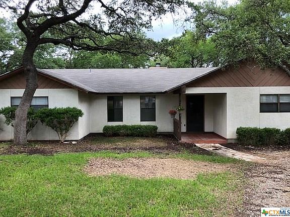 2nd image of 1823 Mustang Ln