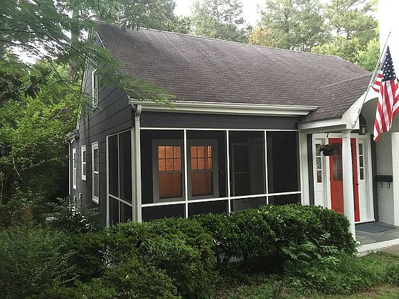 2nd image of 1604 Matthews St