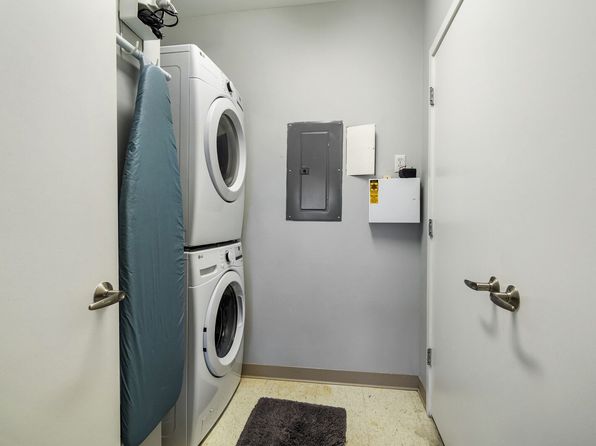 614 S Troy St UNIT 204, Royal Oak, MI 48067