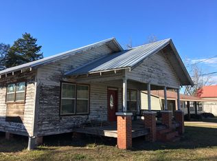 114 S Johnson St, Samson, AL 36477