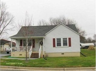 1416 John St, Roxboro, NC 27573