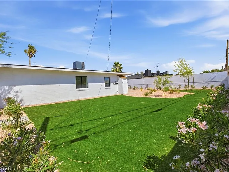 701 Canosa Ave — Photo 28