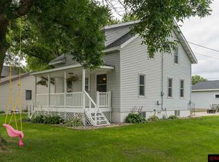 503 2nd St SW, New Richland, MN 56072