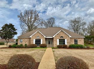 101 Daffodil Dr, Starkville, MS 39759