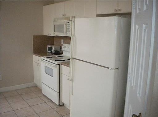 5th image of 2330 Shoma Drive #241