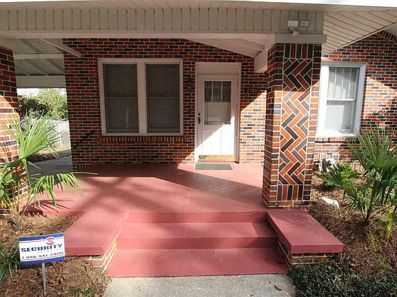 2nd image of 2106 Escambia Ave