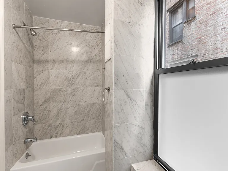 19 Commerce St #10A — Photo 5