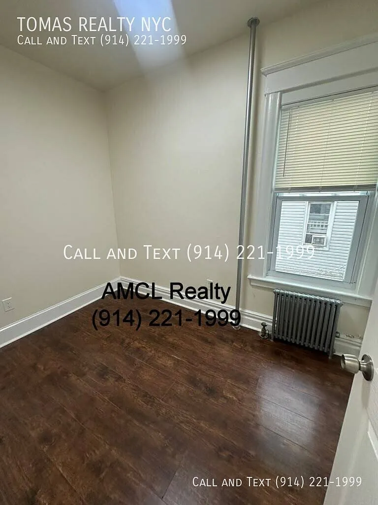 7 Jones Pl — Photo 1