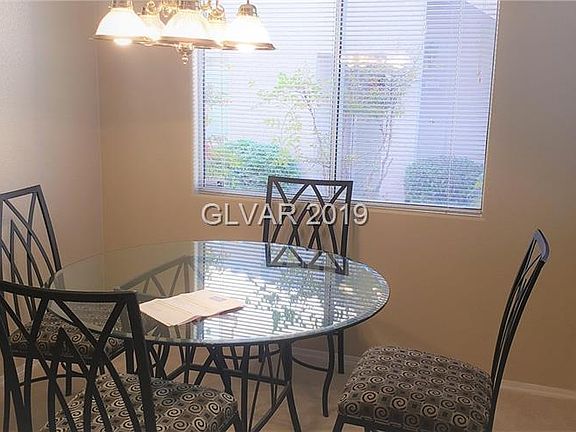 3rd image of 1050 E Cactus Ave Unit 1011