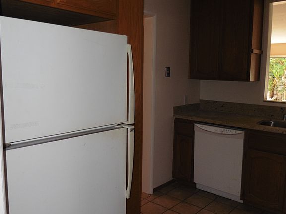 4th image of 3050 Kaibab Ct