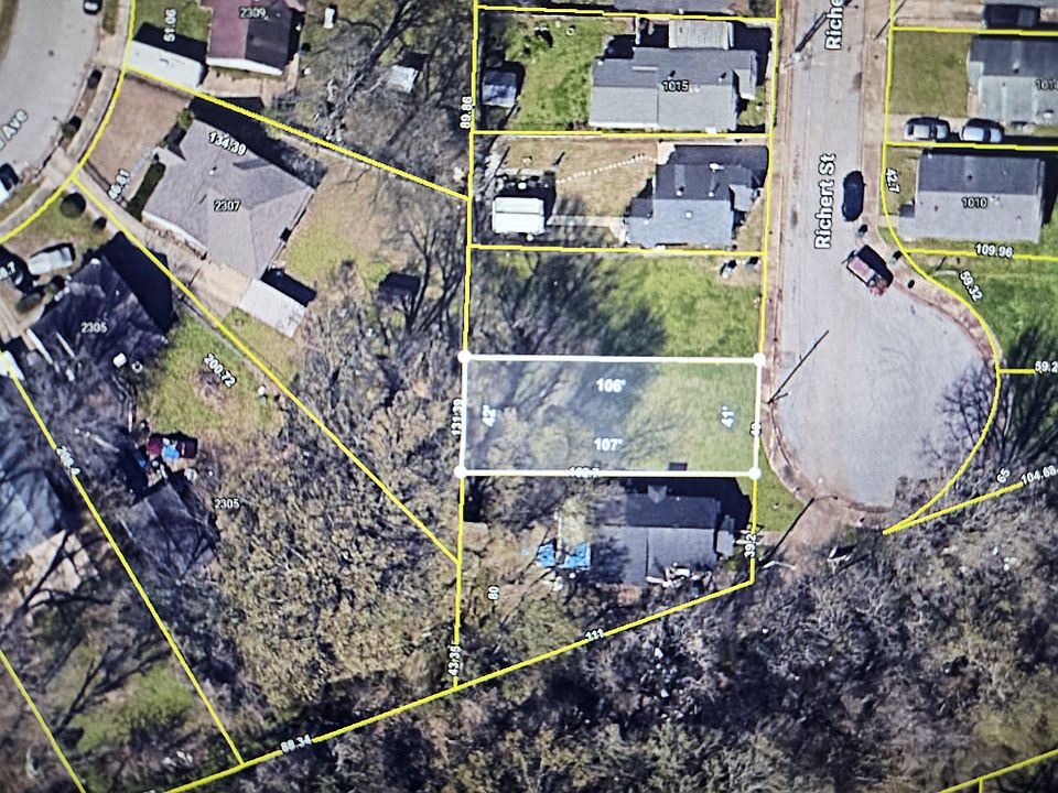2nd image of 1001 Richert St