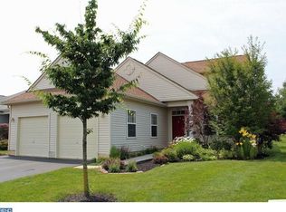 57 Vineyard Ct, Monroe Township, NJ 08831