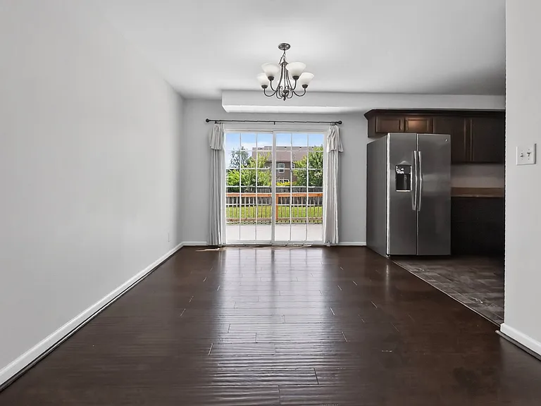 1004 Dwight Eisenhower Way — Photo 5