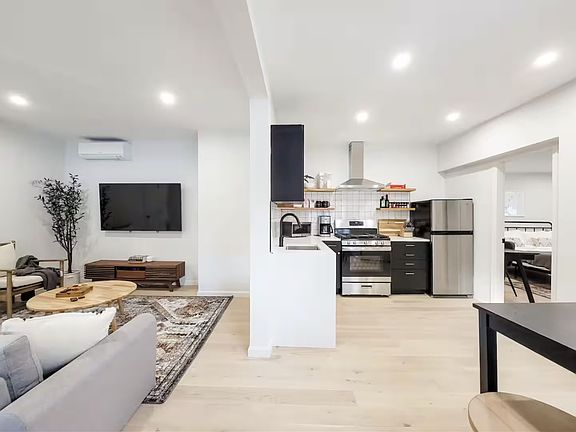 4th image of 247 River St #2