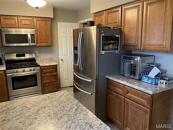 5th image of 3530 Swaying Oaks Ln