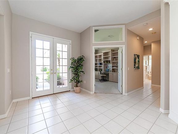 3rd image of 5160 Far Oak Cir