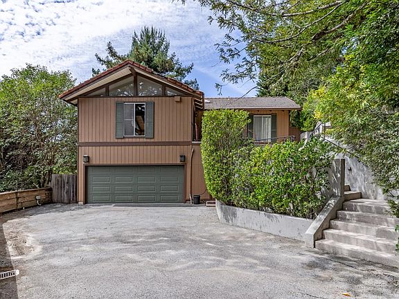 2nd image of 115 Forest View Rd