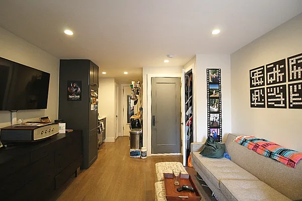 Rented by Bold New York | media 11