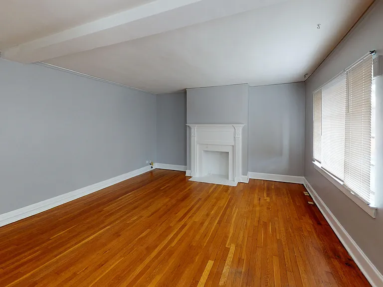 Open Layout - Hardwood Flooring Open Layout - Hardwood Flooring