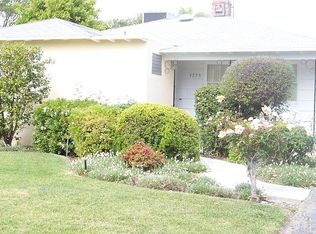 5755 Burnet Ave, Van Nuys, CA 91411