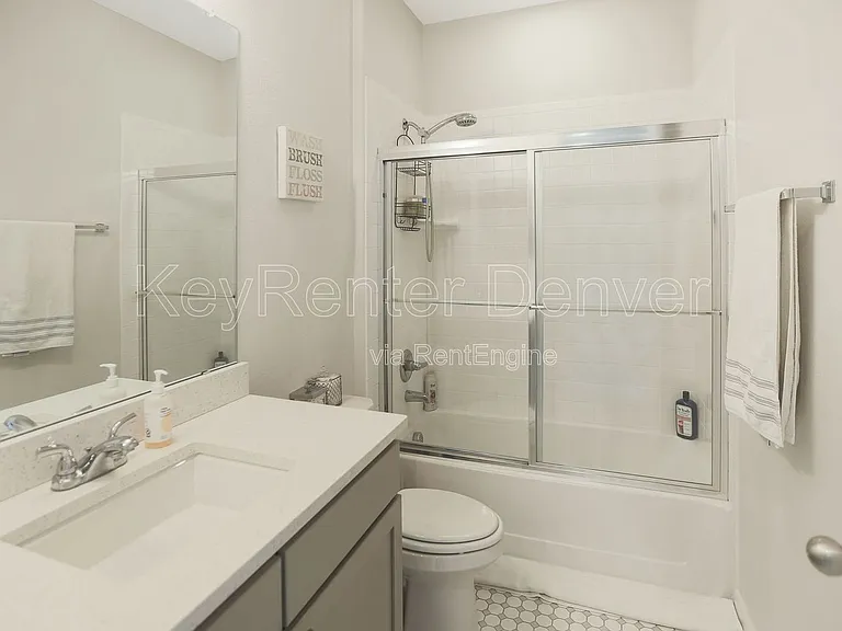 270 S Langdale Ct — Photo 14