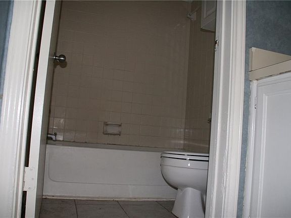5th image of 5908 Tinsley Dr