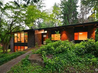 1006 SW 174th Pl, Normandy Park, WA 98166