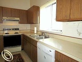 3rd image of 25142 Jefferson Ct