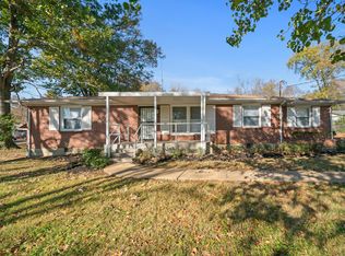2932 Hillhurst Dr, Nashville, TN 37207
