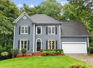 407 Shrewsbury Ln, Matthews, NC 28105